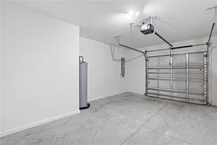 Oversize 1 car garage