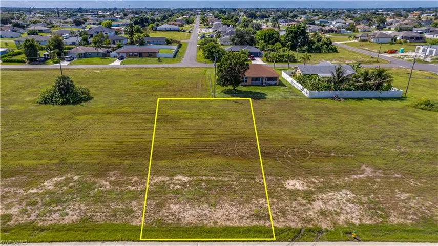 1312 Diplomat Pkwy E, Cape Coral, Florida 33909