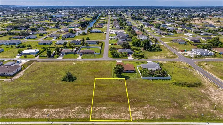 1312 Diplomat Pkwy E, Cape Coral, Florida 33909