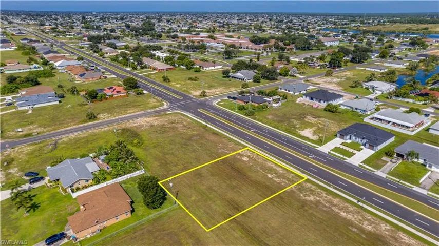 1312 Diplomat Pkwy E, Cape Coral, Florida 33909