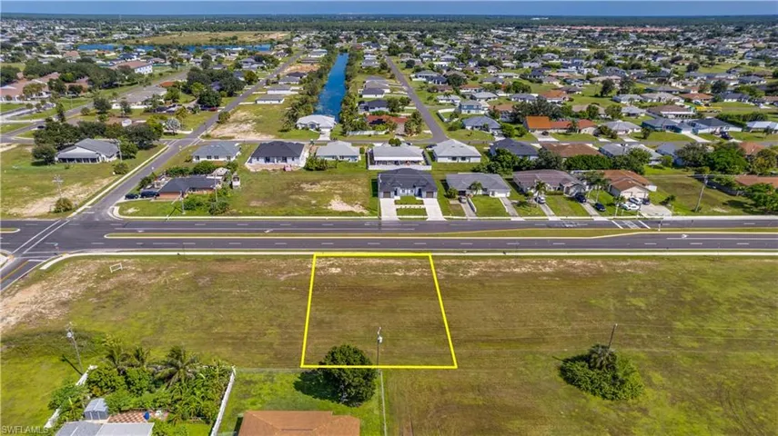 1312 Diplomat Pkwy E, Cape Coral, Florida 33909