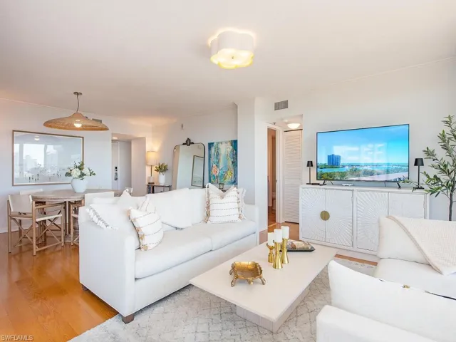 5501 Heron Point Dr 503, Naples, Florida 34108