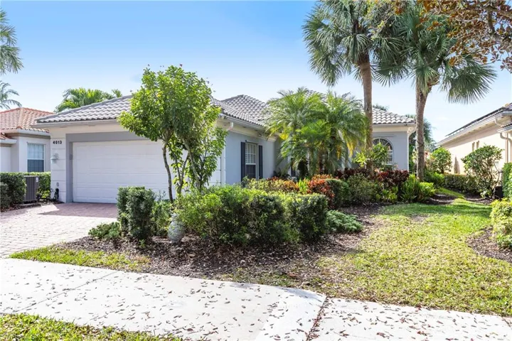 4013  Trinidad  WAY, Naples, FL 34119
