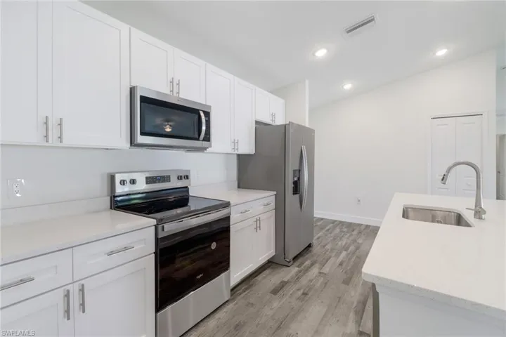 532 NW 18th  AVE, Cape Coral, FL 33993