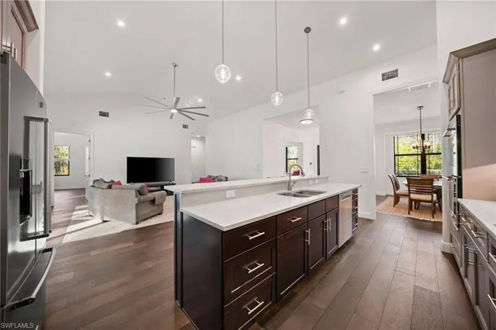 25526 Busy Bee Dr, Bonita Springs, Florida 34135