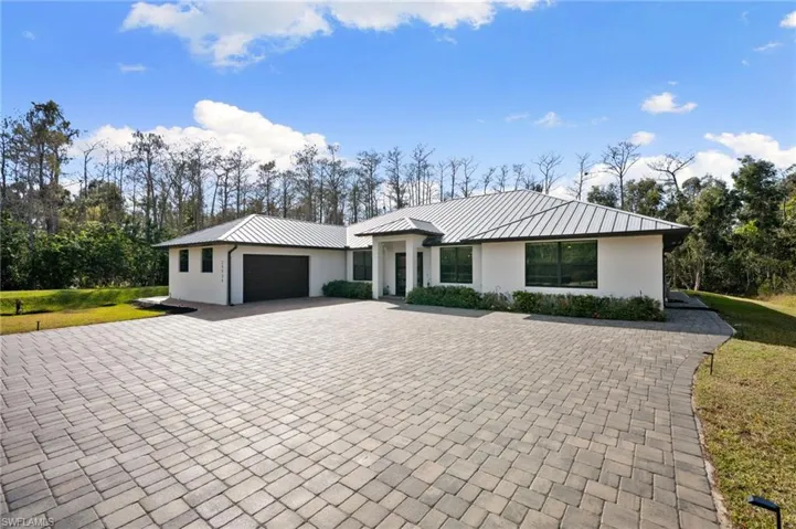 25526 Busy Bee Dr, Bonita Springs, Florida 34135