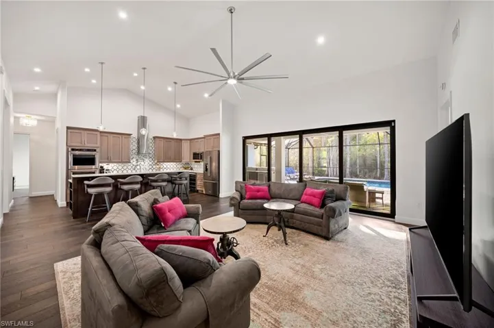 25526 Busy Bee Dr, Bonita Springs, Florida 34135