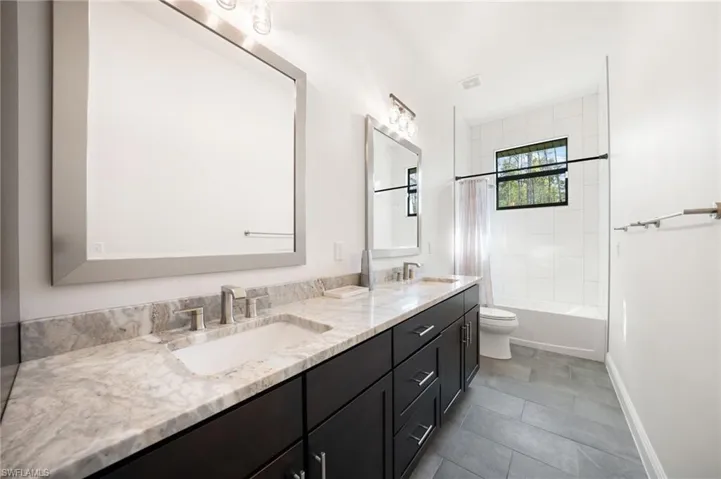 25526 Busy Bee Dr, Bonita Springs, Florida 34135