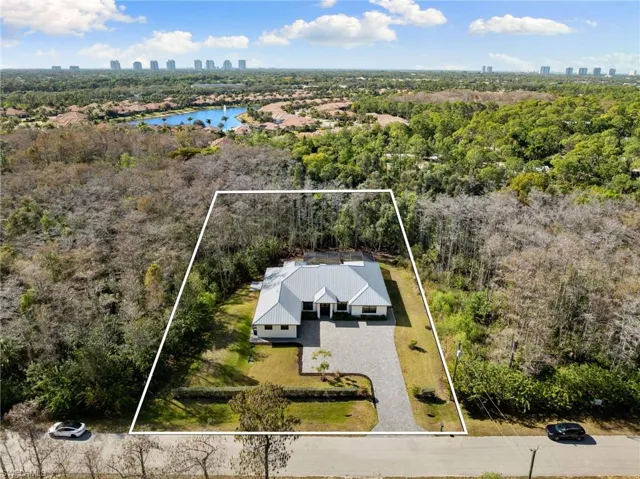 25526 Busy Bee Dr, Bonita Springs, Florida 34135