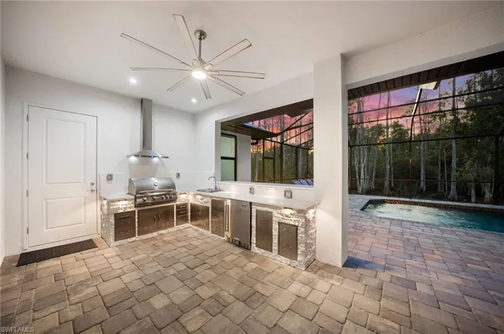 25526 Busy Bee Dr, Bonita Springs, Florida 34135
