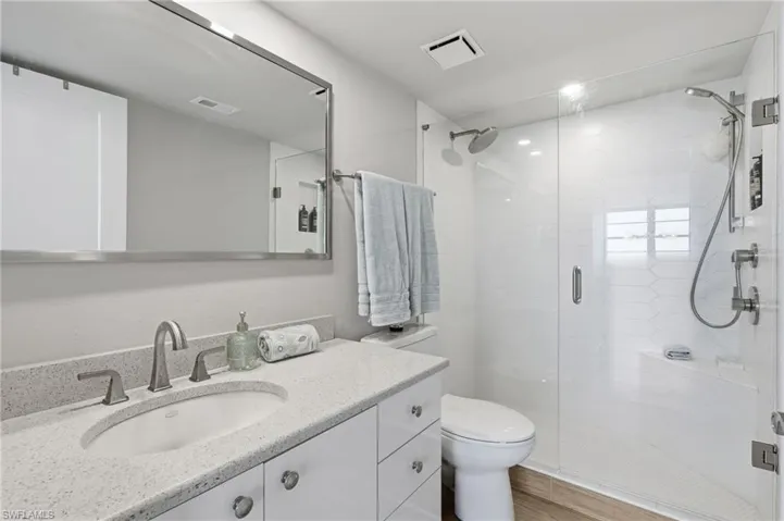 ensuite master bath