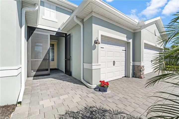 New screened in entry