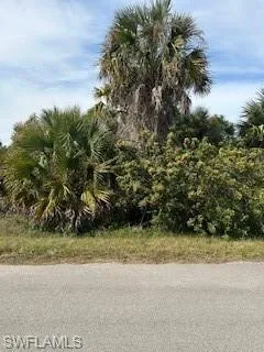 626 Cypress AVE S, LEHIGH ACRES FL 33974