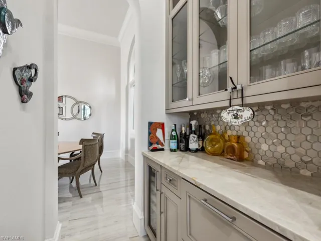 Bar-Butler's Pantry