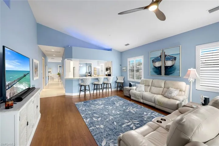 10550 Marino Pointe Dr 203, Miromar Lakes, Florida 33913