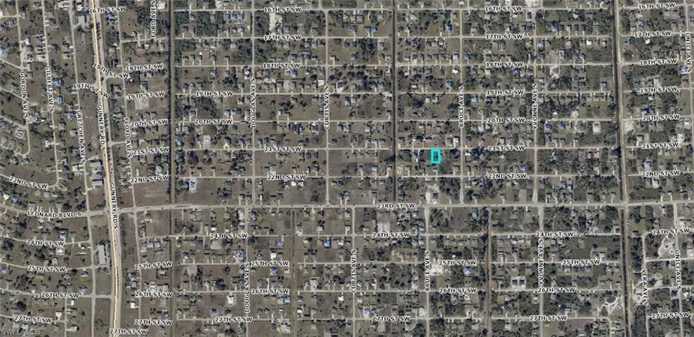 3907 21st ST SW, LEHIGH ACRES FL 33976