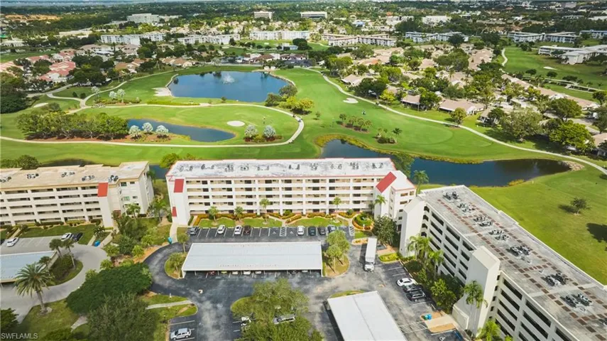 Northern aerial view of the Seven Lakes community.