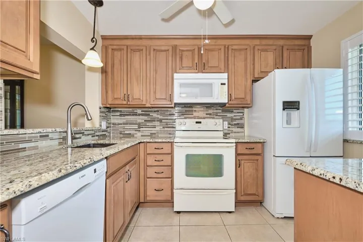 Very functional kitchen for all your entertaining needs.