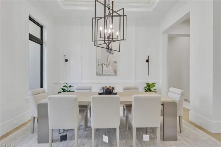 5174 Sycamore Dr, Naples, Florida 34119