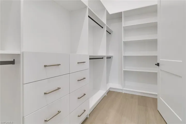 5174 Sycamore Dr, Naples, Florida 34119
