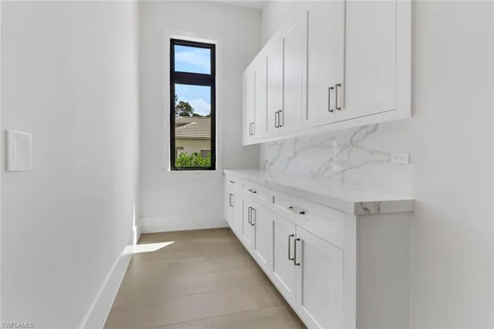 5174 Sycamore Dr, Naples, Florida 34119