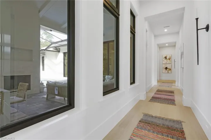 5174 Sycamore Dr, Naples, Florida 34119