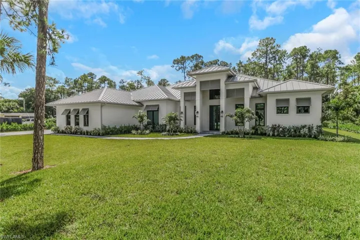 5174 Sycamore Dr, Naples, Florida 34119