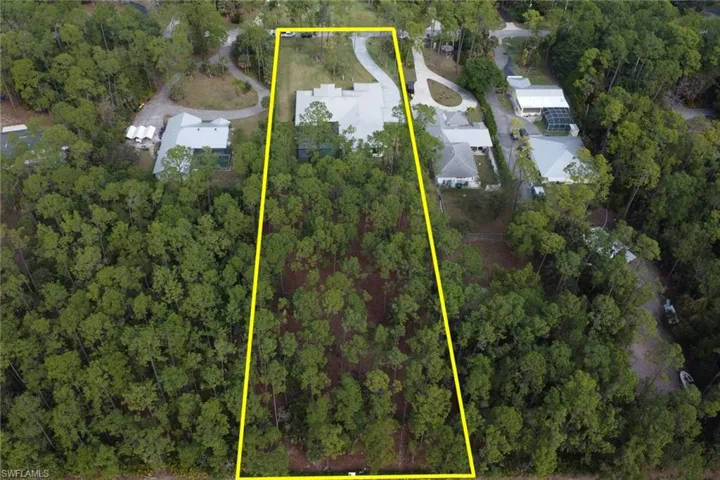 5174 Sycamore Dr, Naples, Florida 34119