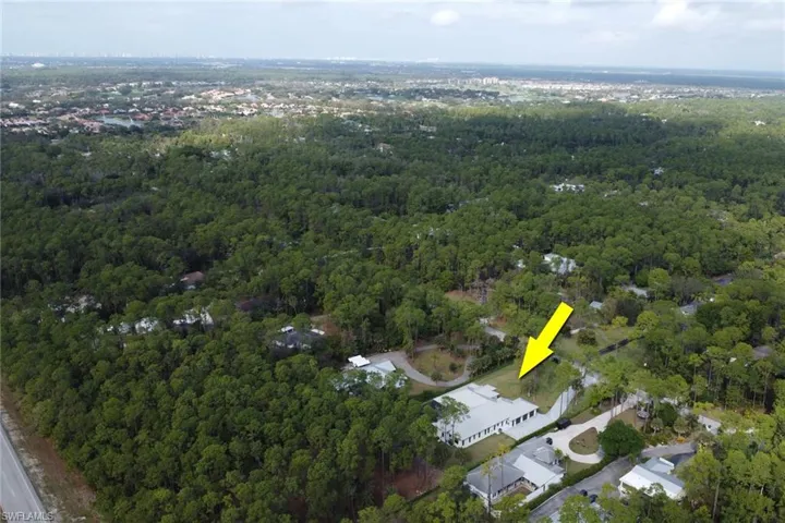 5174 Sycamore Dr, Naples, Florida 34119