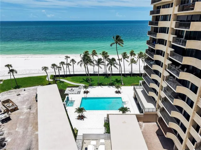 4001  Gulf Shore N BLVD, Naples, FL 34103
