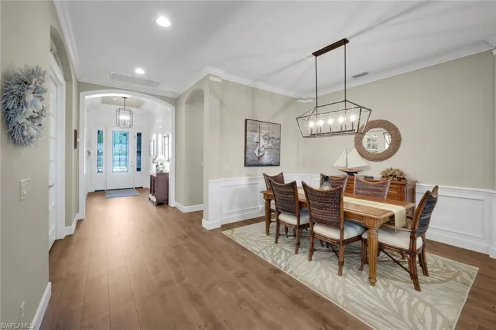 8362 Viale Cir, Naples, Florida 34114