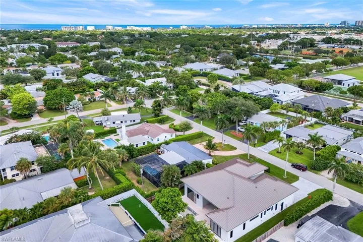 1248 13th Ave N, Naples, Florida 34102