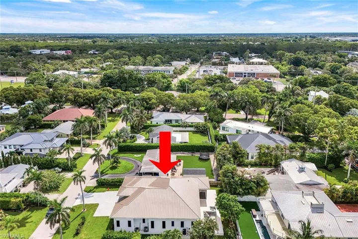 1248 13th Ave N, Naples, Florida 34102