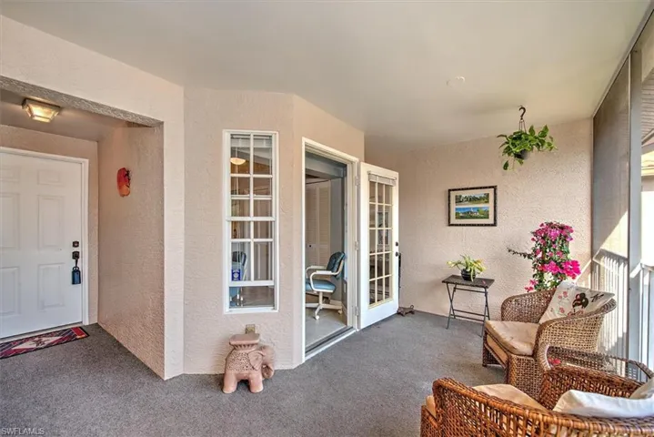 Front Lanai