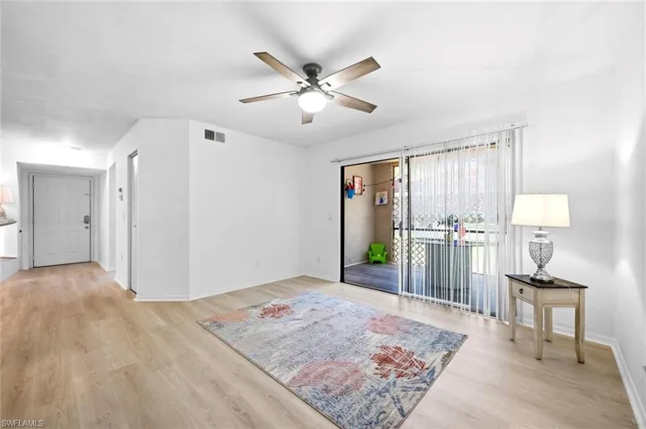 2106 Arbour Walk Cir 2911, Naples, Florida 34109