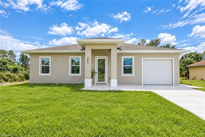 501 Willowbrook Dr, Lehigh Acres, Florida 33972