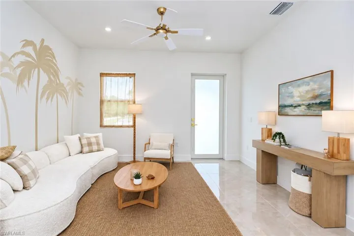 501 Willowbrook Dr, Lehigh Acres, Florida 33972