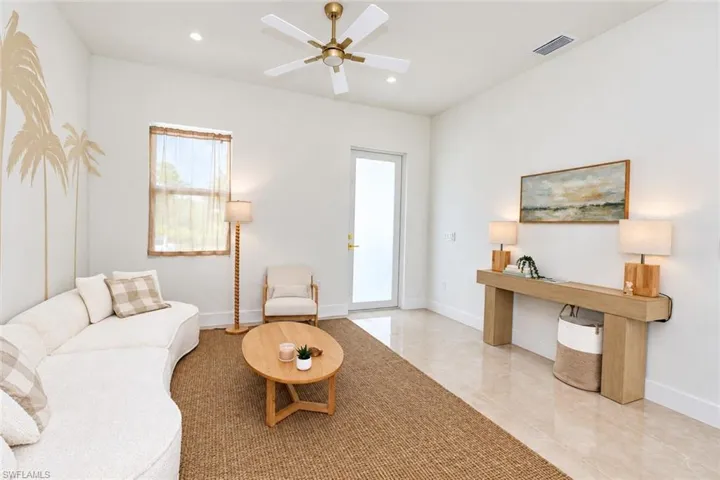 501 Willowbrook Dr, Lehigh Acres, Florida 33972