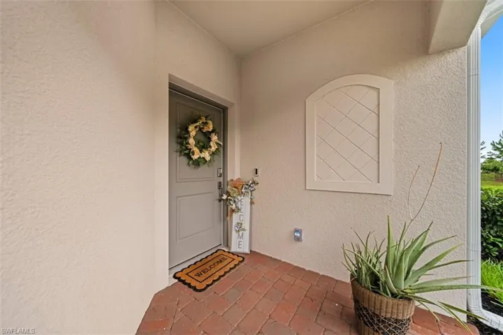 2356 Dragonfruit Way, Naples, Florida 34120