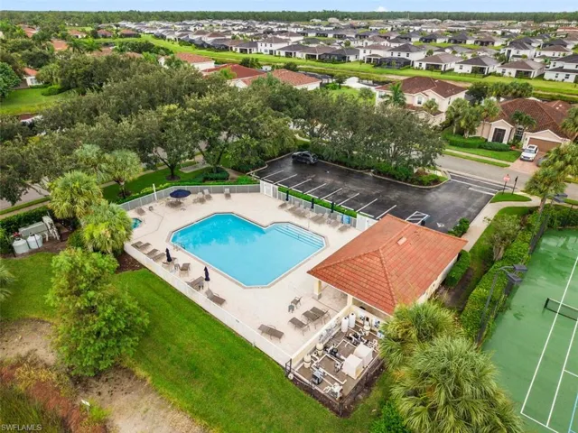 2356 Dragonfruit Way, Naples, Florida 34120