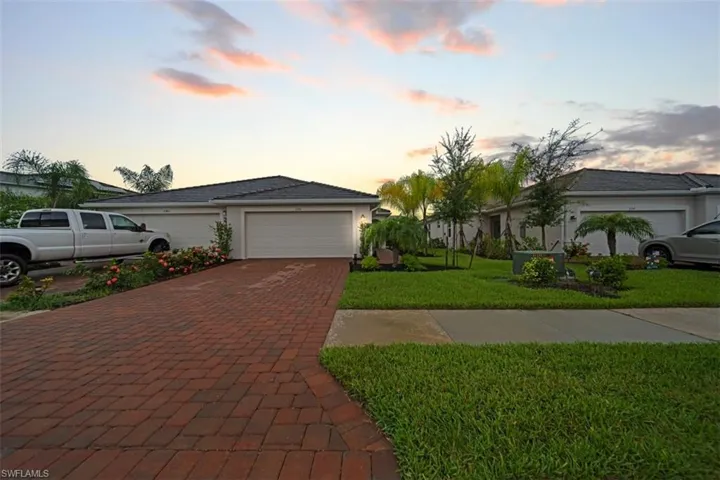 2356 Dragonfruit Way, Naples, Florida 34120