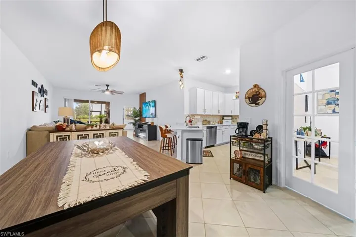 2356 Dragonfruit Way, Naples, Florida 34120