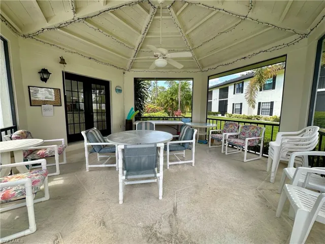 809  Augusta  BLVD, Naples, FL 34113