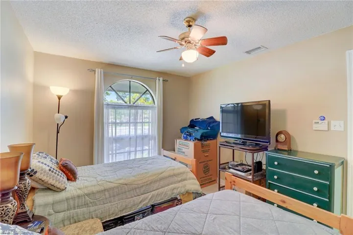 809  Augusta  BLVD, Naples, FL 34113