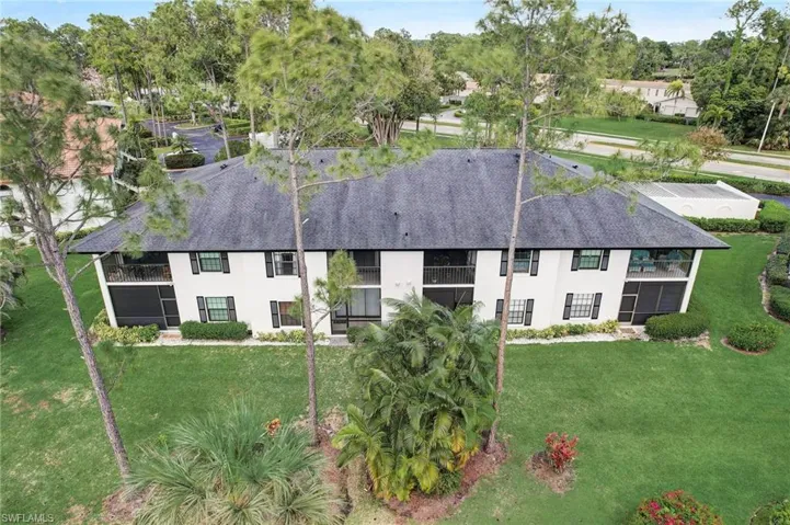 809  Augusta  BLVD, Naples, FL 34113