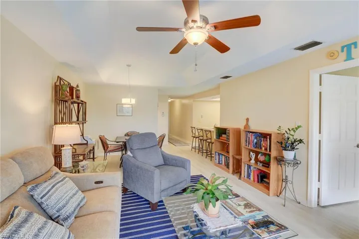 809  Augusta  BLVD, Naples, FL 34113