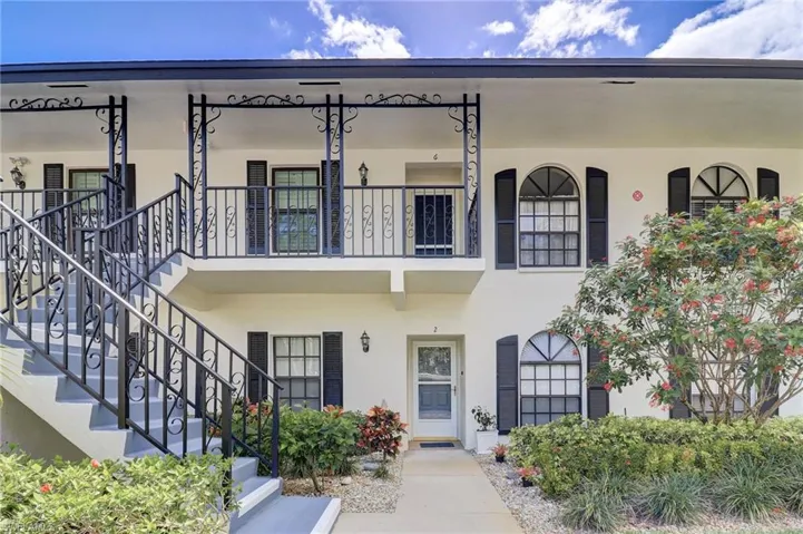 809  Augusta  BLVD, Naples, FL 34113