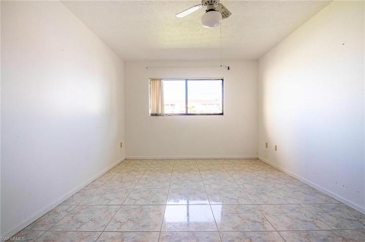 Guest bedroom 1