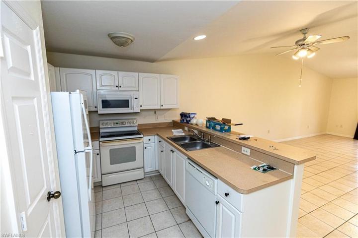 5324-5326 Centennial BLVD, LEHIGH ACRES FL 33971