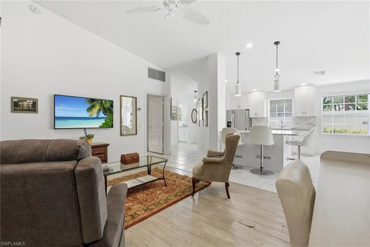 3105 Andorra Cr, Naples, Florida 34109